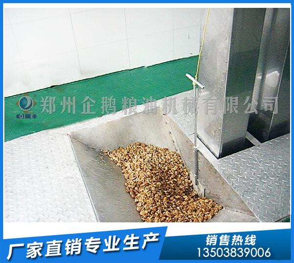 核桃油設(shè)備多少錢?企鵝品質(zhì)不負(fù)眾托(圖1) 核桃油設(shè)備